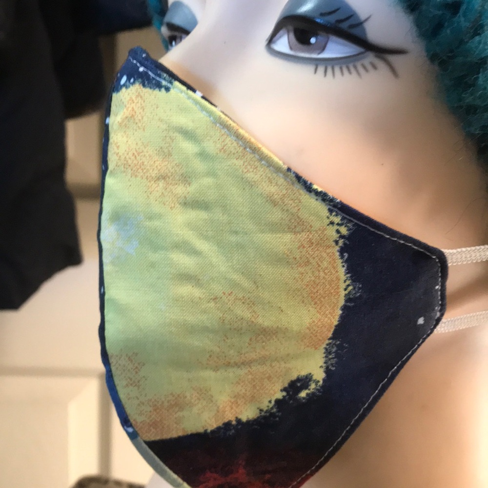Face mask - Picture 3 of 3